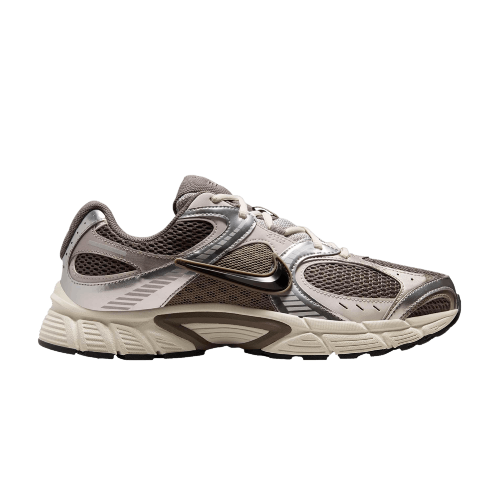 Nike V5 RNR Cave Stone Black