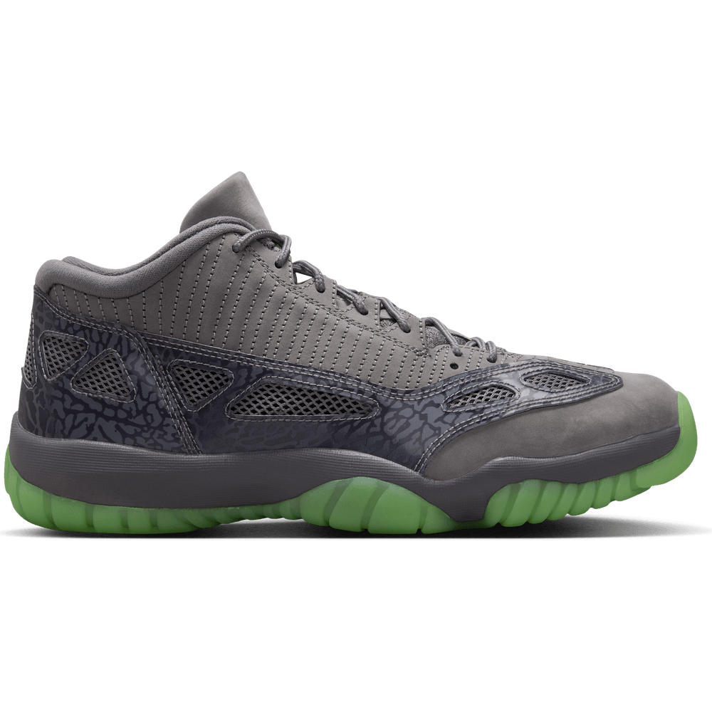 Air Jordan 11 Low IE Quai 54 Gunsmoke