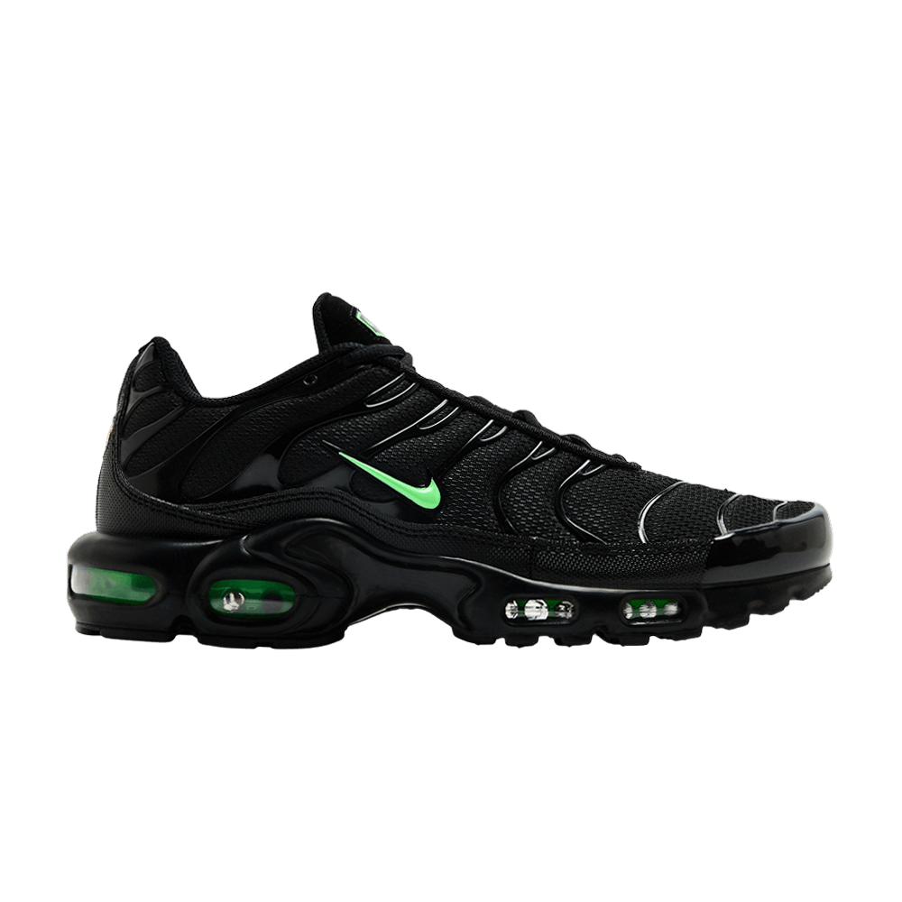 Nike Air Max Plus Black Green Strike