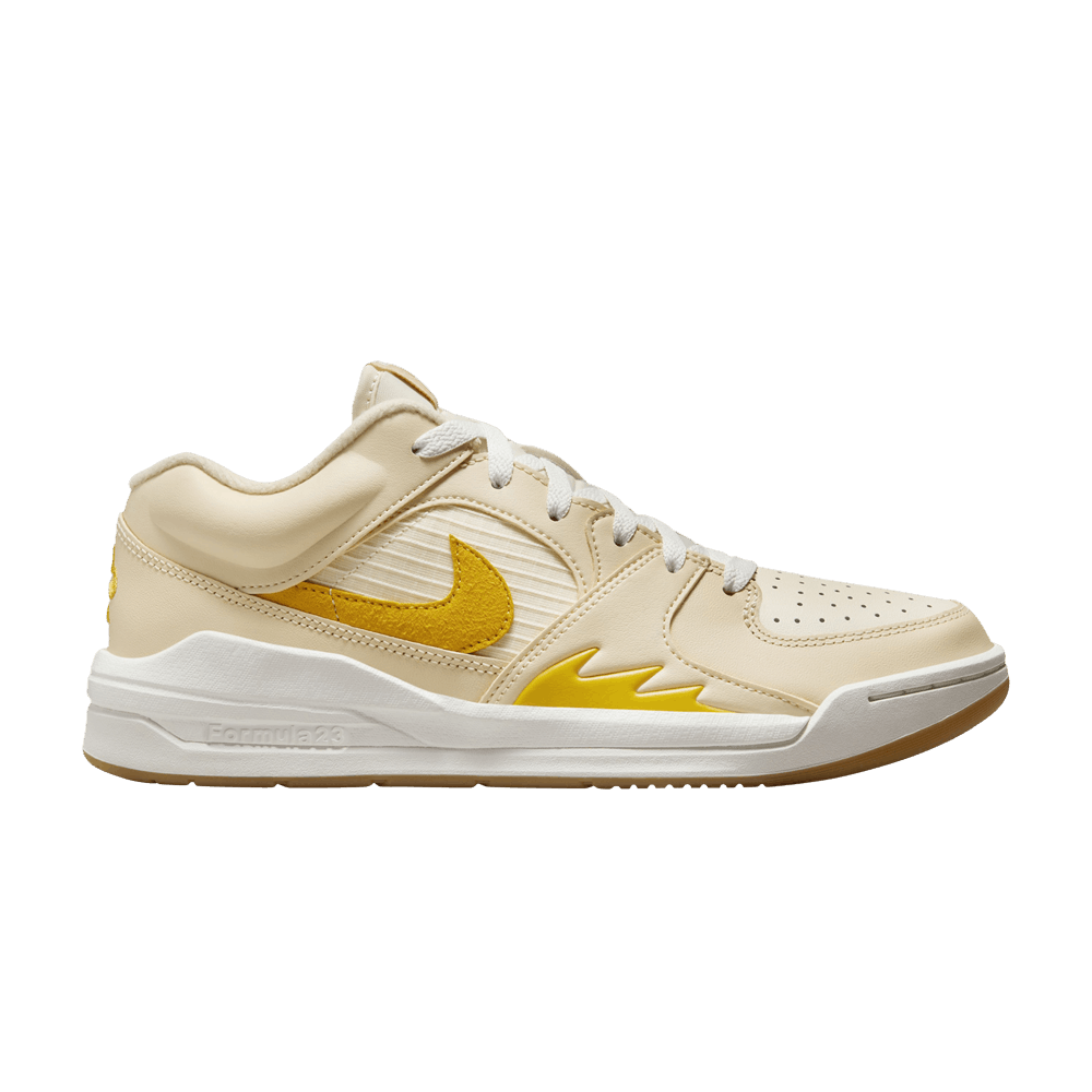 Jordan Stadium 90 Pale Vanilla Coconut Milk Tour Yellow Yellow Ochre (Women's)