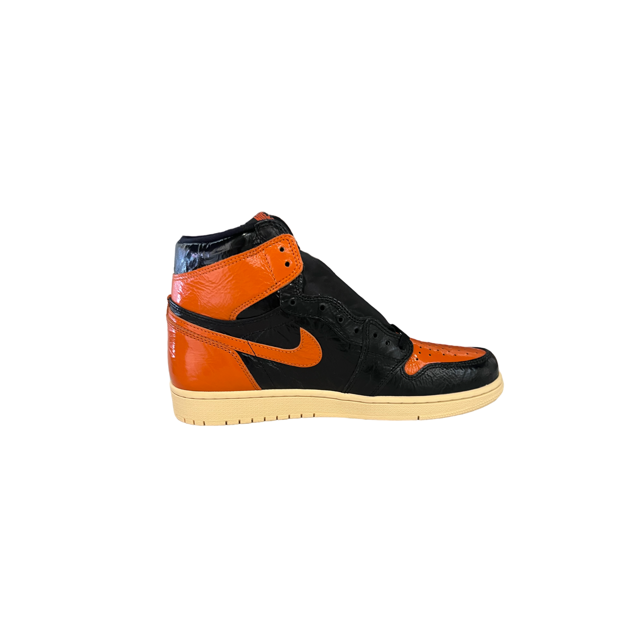 Air_Jordan_1_Retro_High_Shattered_Backboard_3.0_left_inner_side