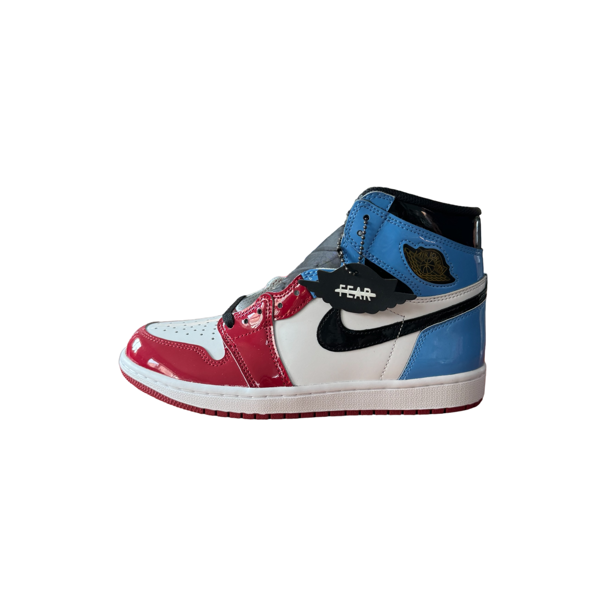 Air_Jordan_1_Retro_high_OG_Fearless_UNC_Chicago_Left_side