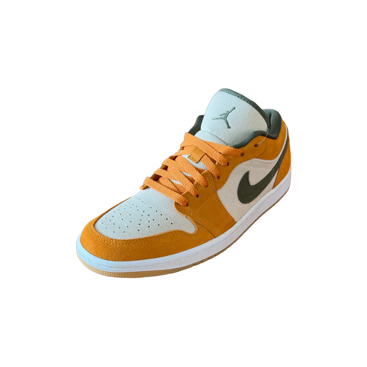 Air Jordan 1 low SE Light Curry