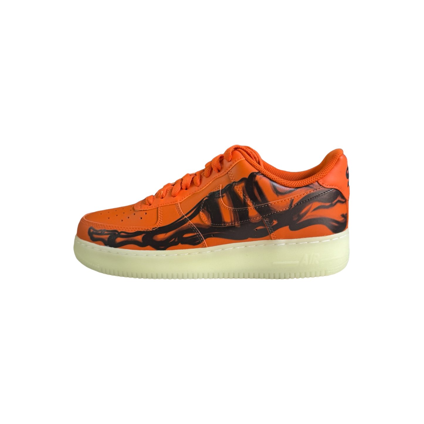 Nike_Air_Force_1_low_Orange_Skeleton_Halloween_2020_Left_side