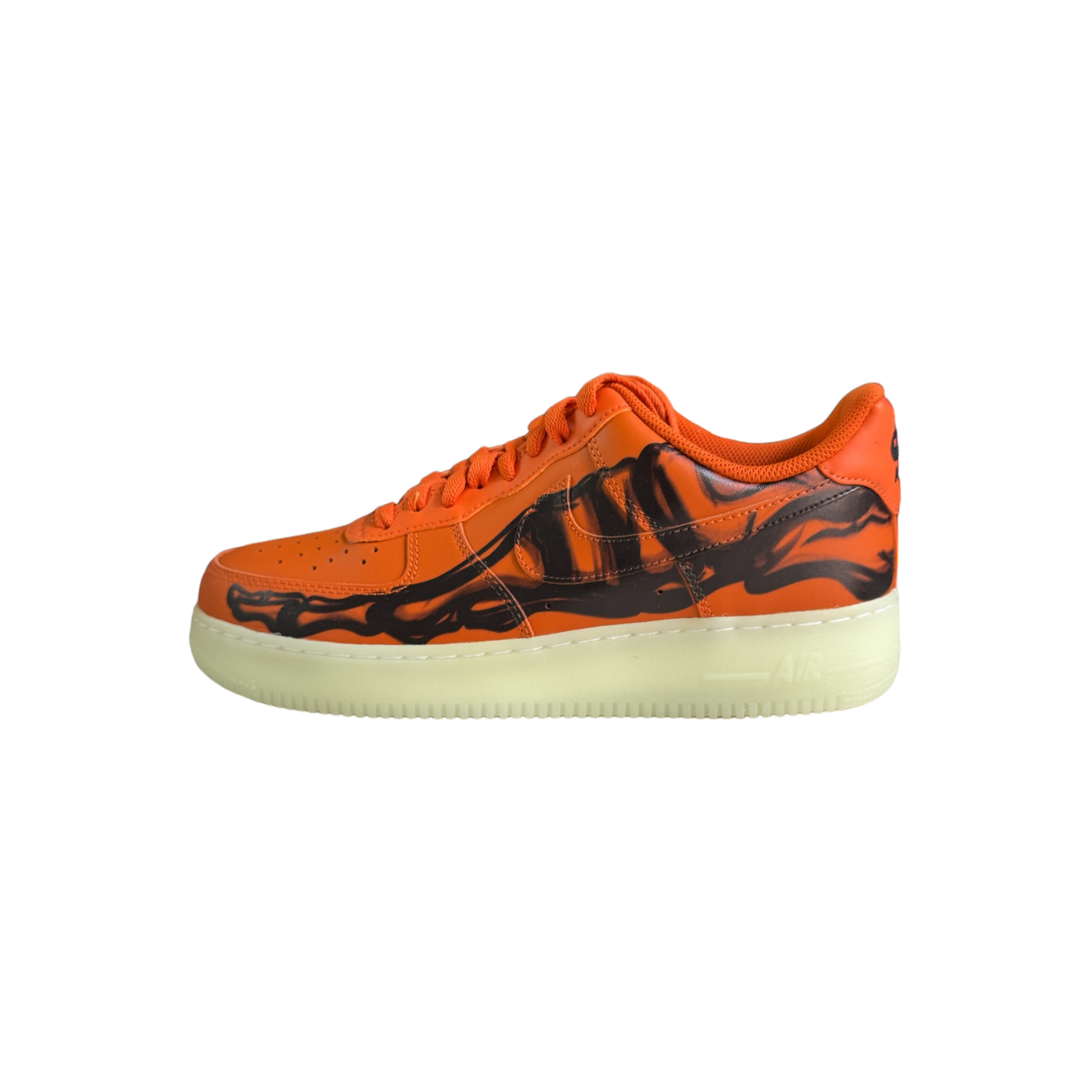 Nike_Air_Force_1_low_Orange_Skeleton_Halloween_2020_Left_side