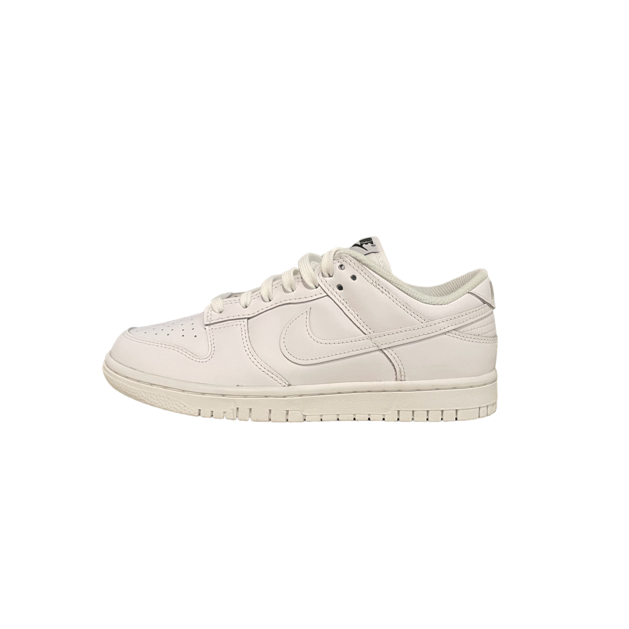 Nike Dunk Low Triple White (W)