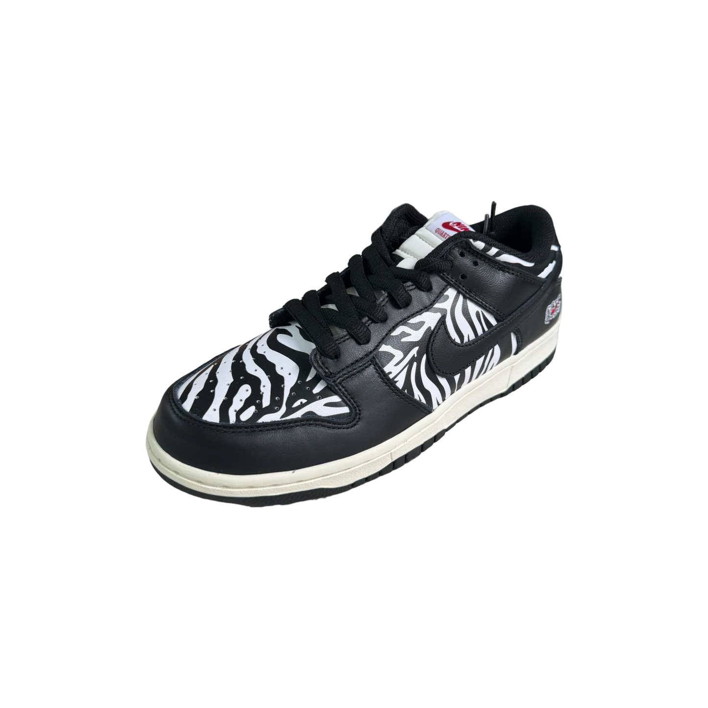 Nike_SB_Dunk_low_OG_QS_Quartersnacks_Zebra_Front