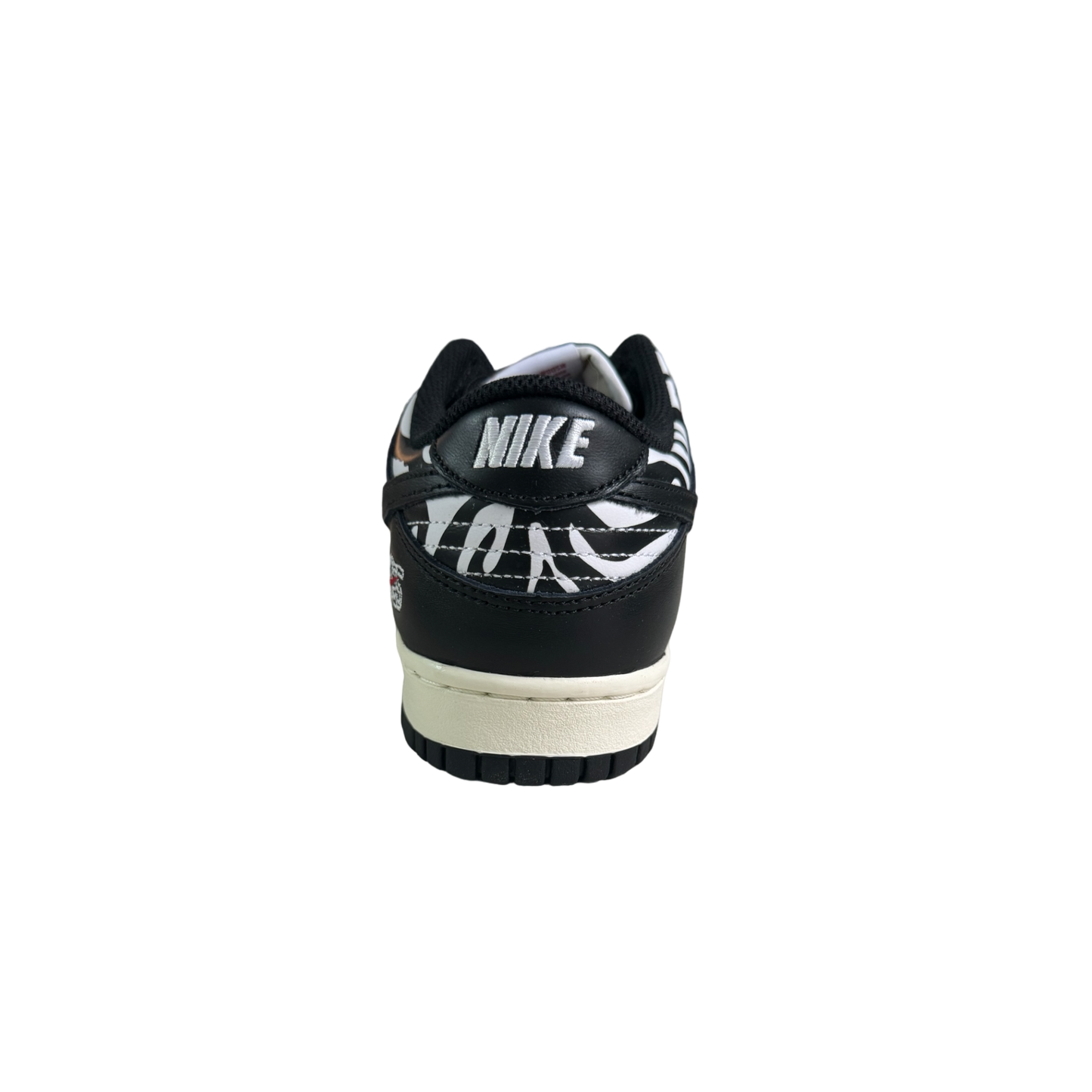 Nike_SB_Dunk_low_OG_QS_Quartersnacks_Zebra_heel_back