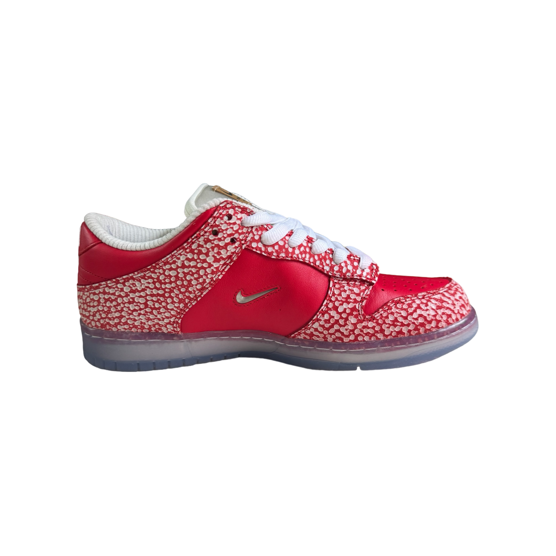 Nike_SB_Dunk_low_Stingwater_Magic_Mushroom_left_inner_side